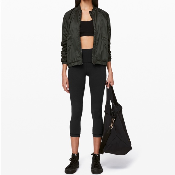 Lululemon wunder under crops - Picture 3 of 6